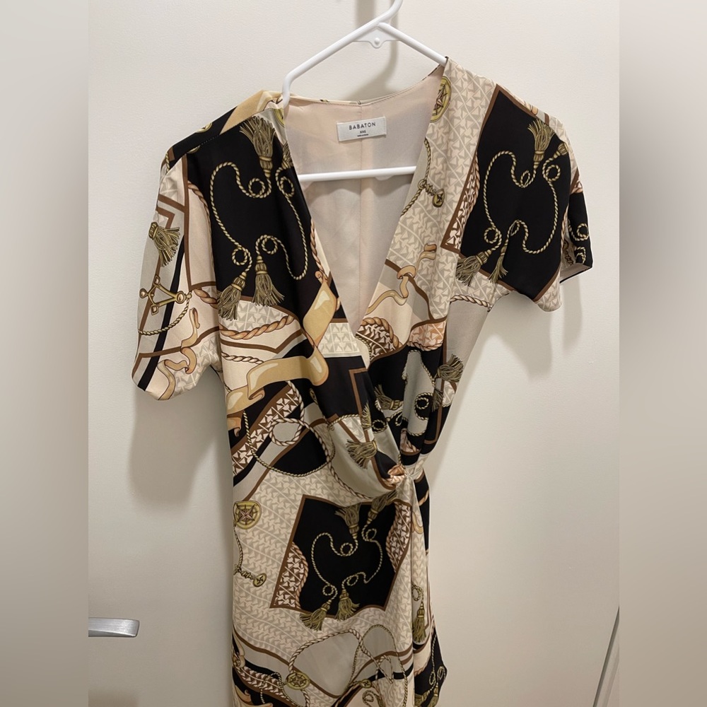 Aritzia Babaton Wallace Wrap Dress